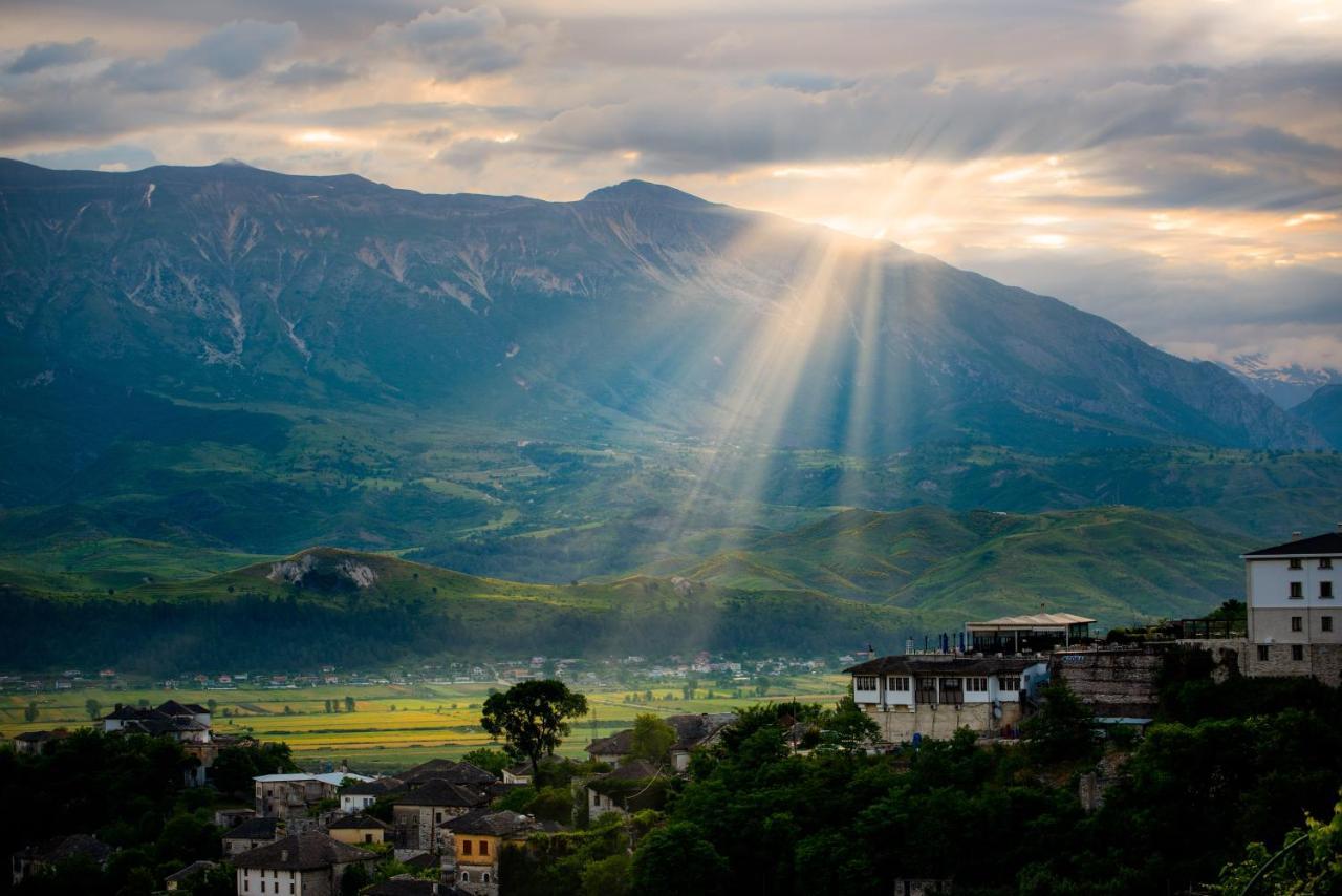 Guesthouse Mele Gjirokastër Buitenkant foto