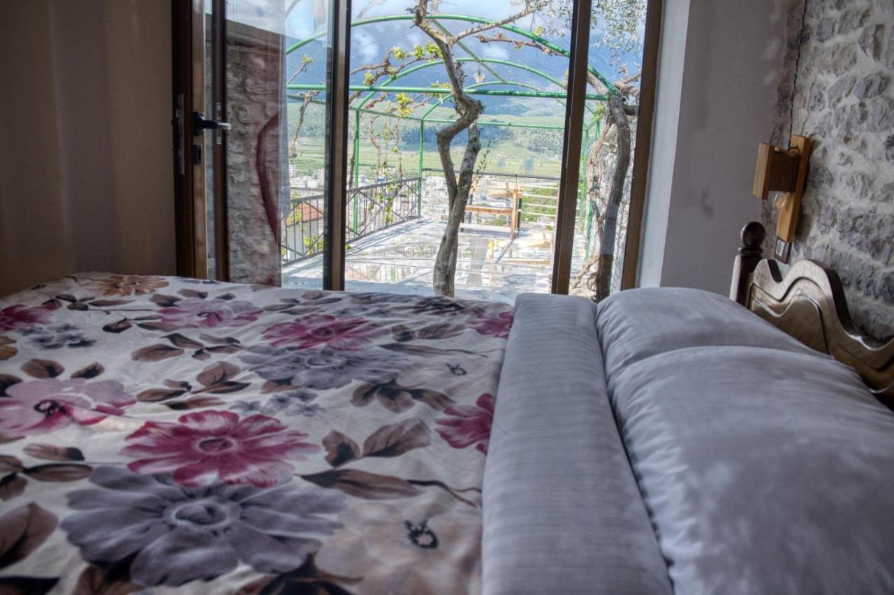 Guesthouse Mele Gjirokastër Buitenkant foto