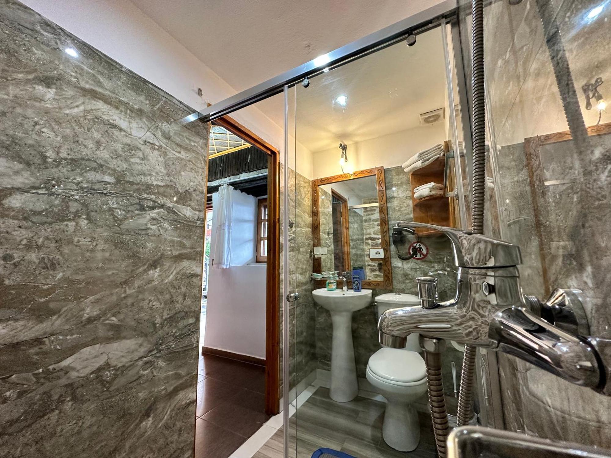 Guesthouse Mele Gjirokastër Buitenkant foto
