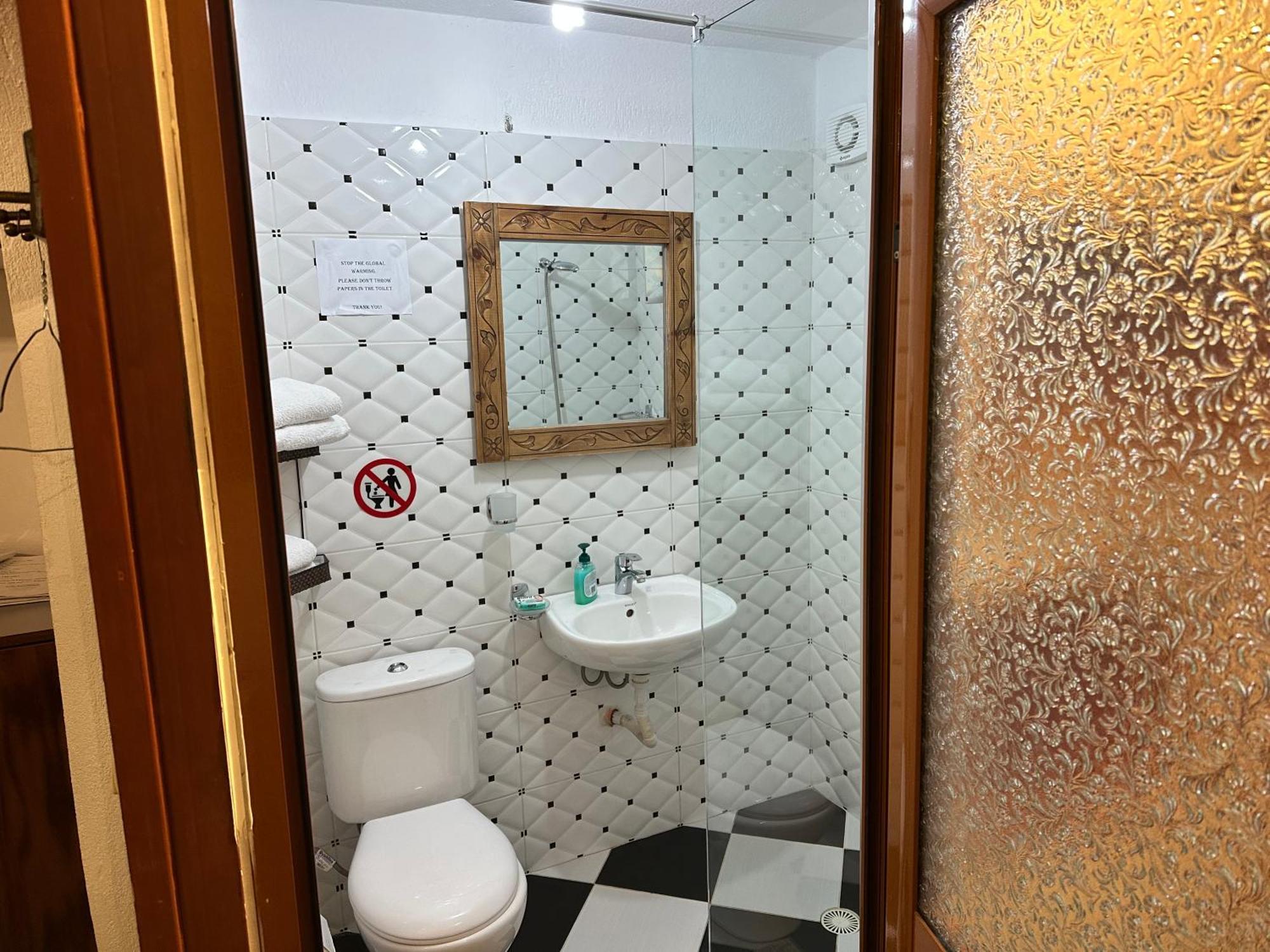 Guesthouse Mele Gjirokastër Buitenkant foto