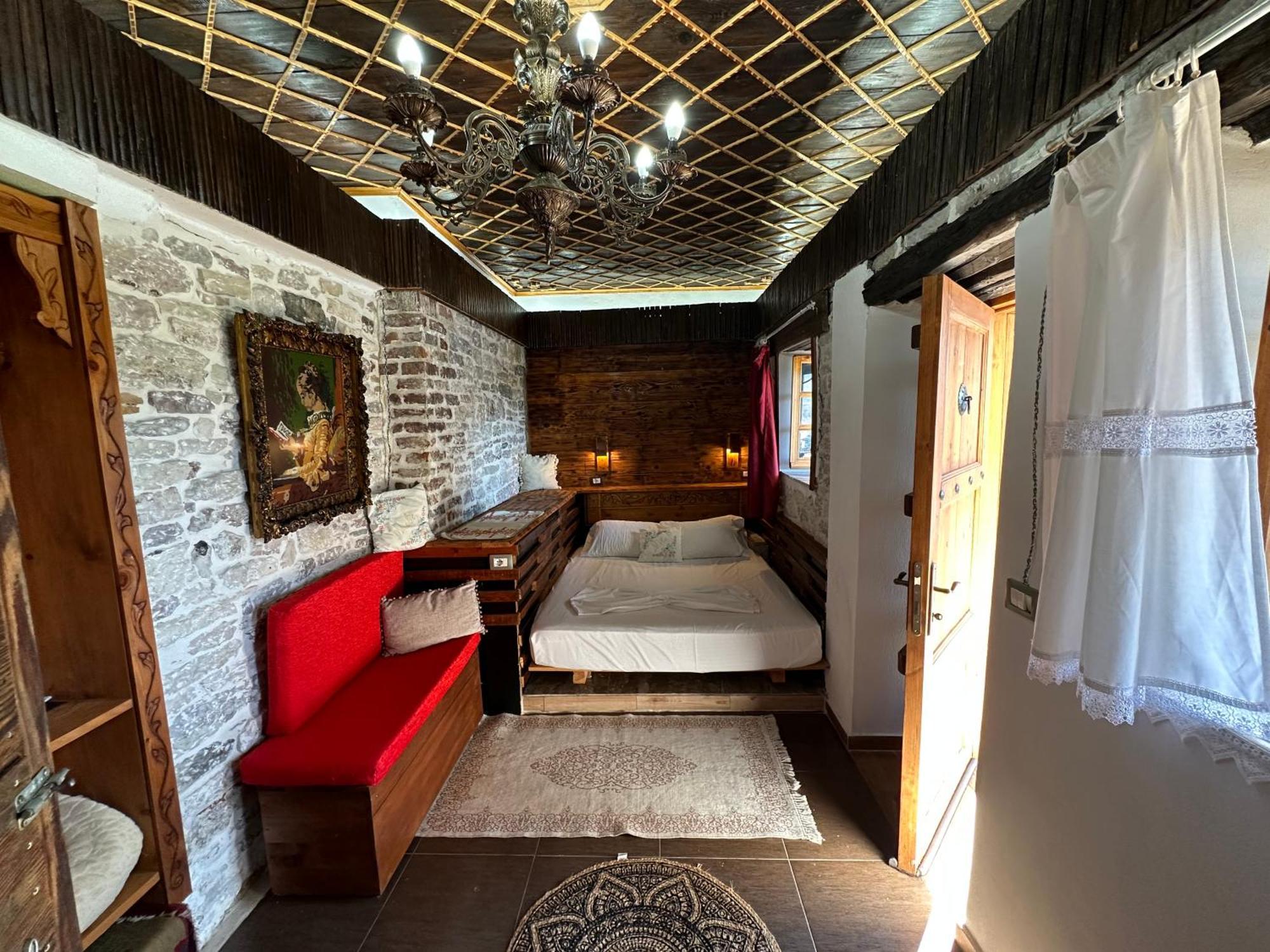 Guesthouse Mele Gjirokastër Buitenkant foto