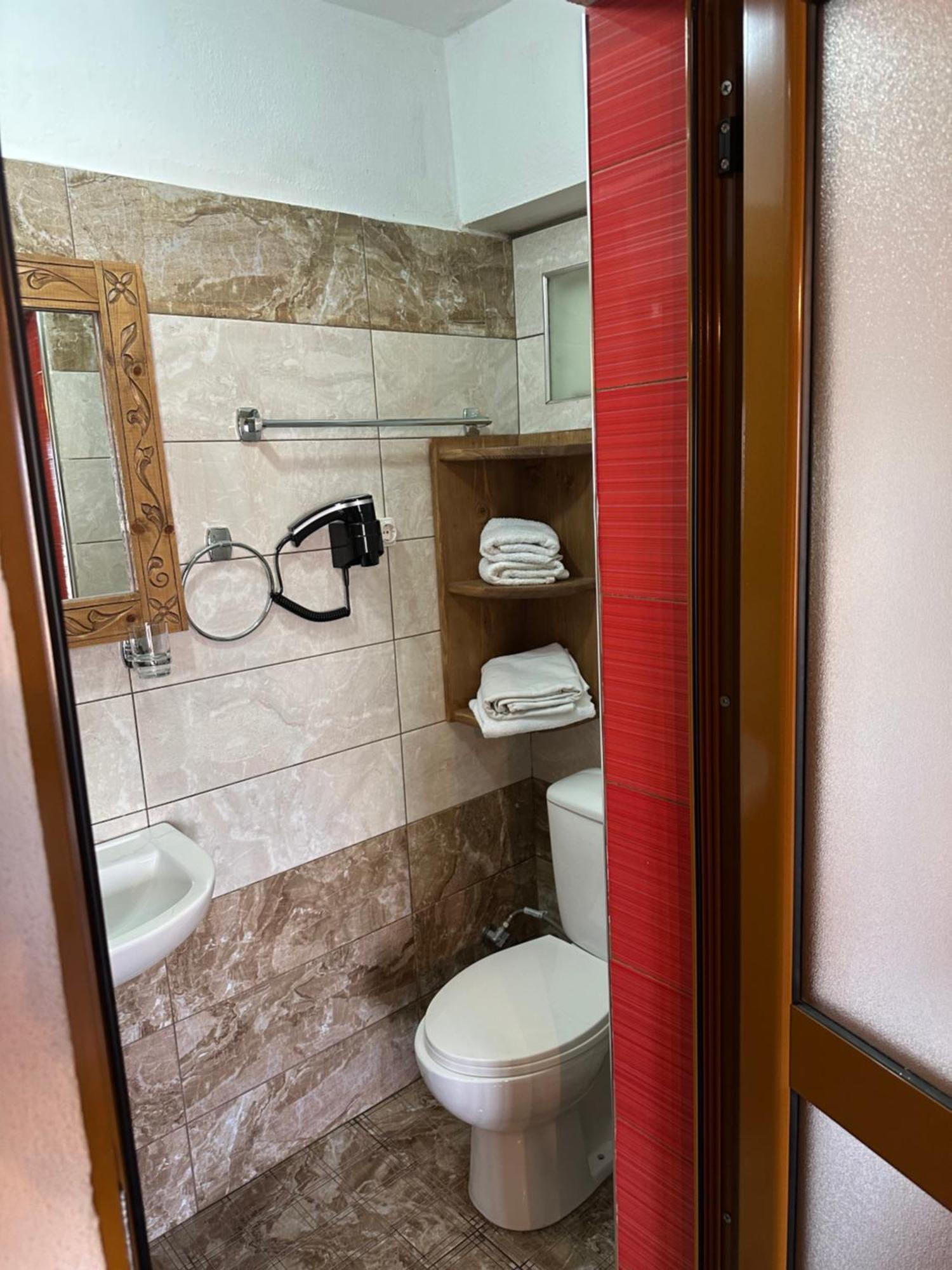 Guesthouse Mele Gjirokastër Buitenkant foto