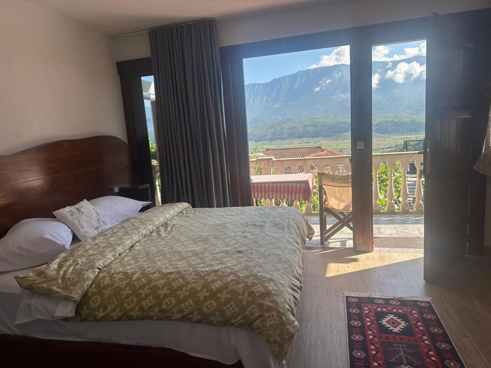 Guesthouse Mele Gjirokastër Buitenkant foto