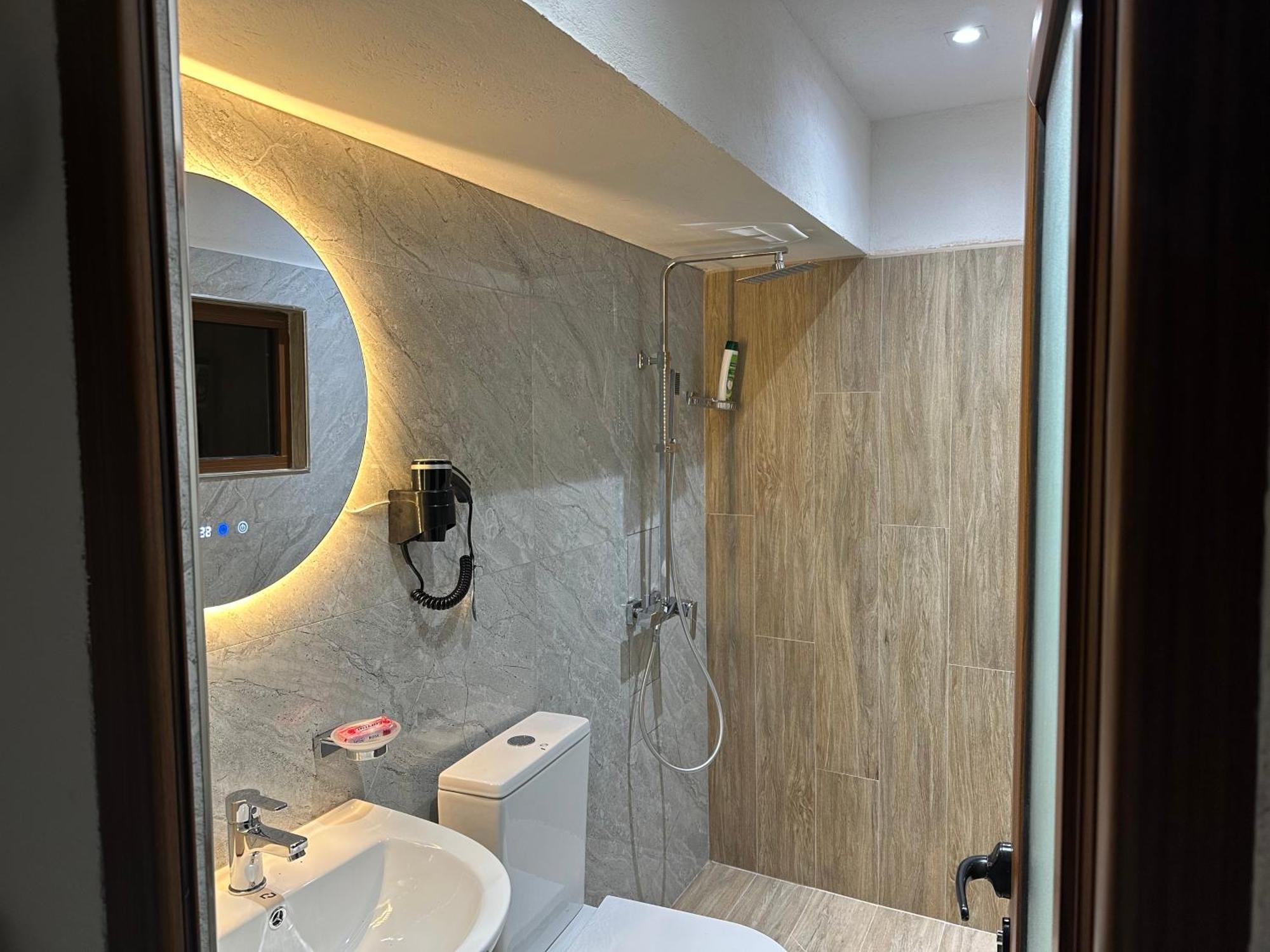 Guesthouse Mele Gjirokastër Buitenkant foto