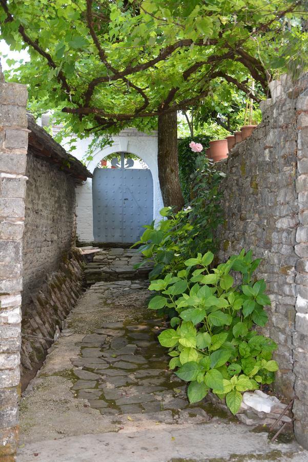 Guesthouse Mele Gjirokastër Buitenkant foto