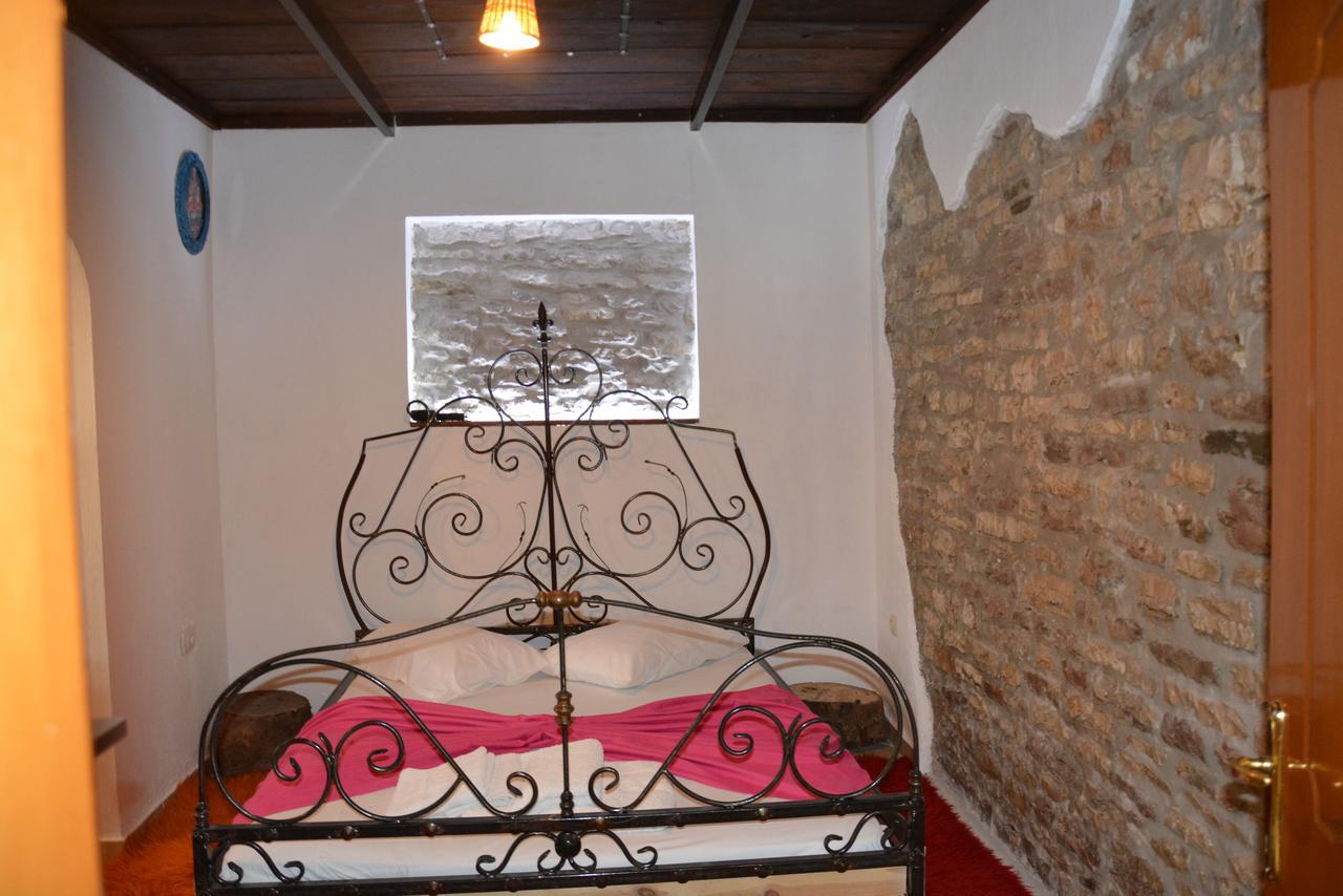 Guesthouse Mele Gjirokastër Buitenkant foto