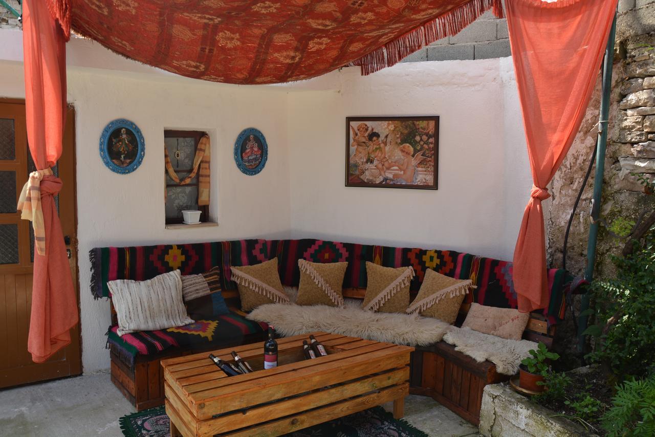 Guesthouse Mele Gjirokastër Buitenkant foto