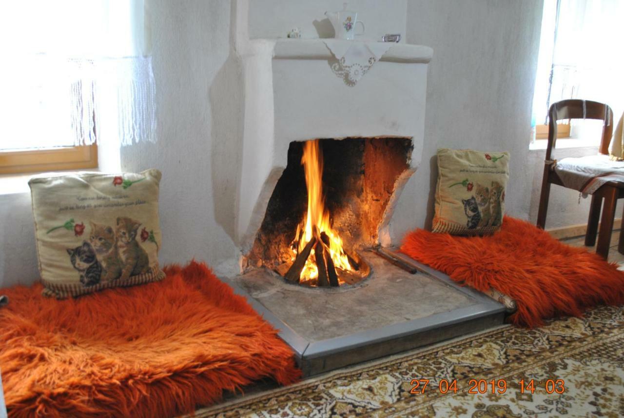 Guesthouse Mele Gjirokastër Buitenkant foto