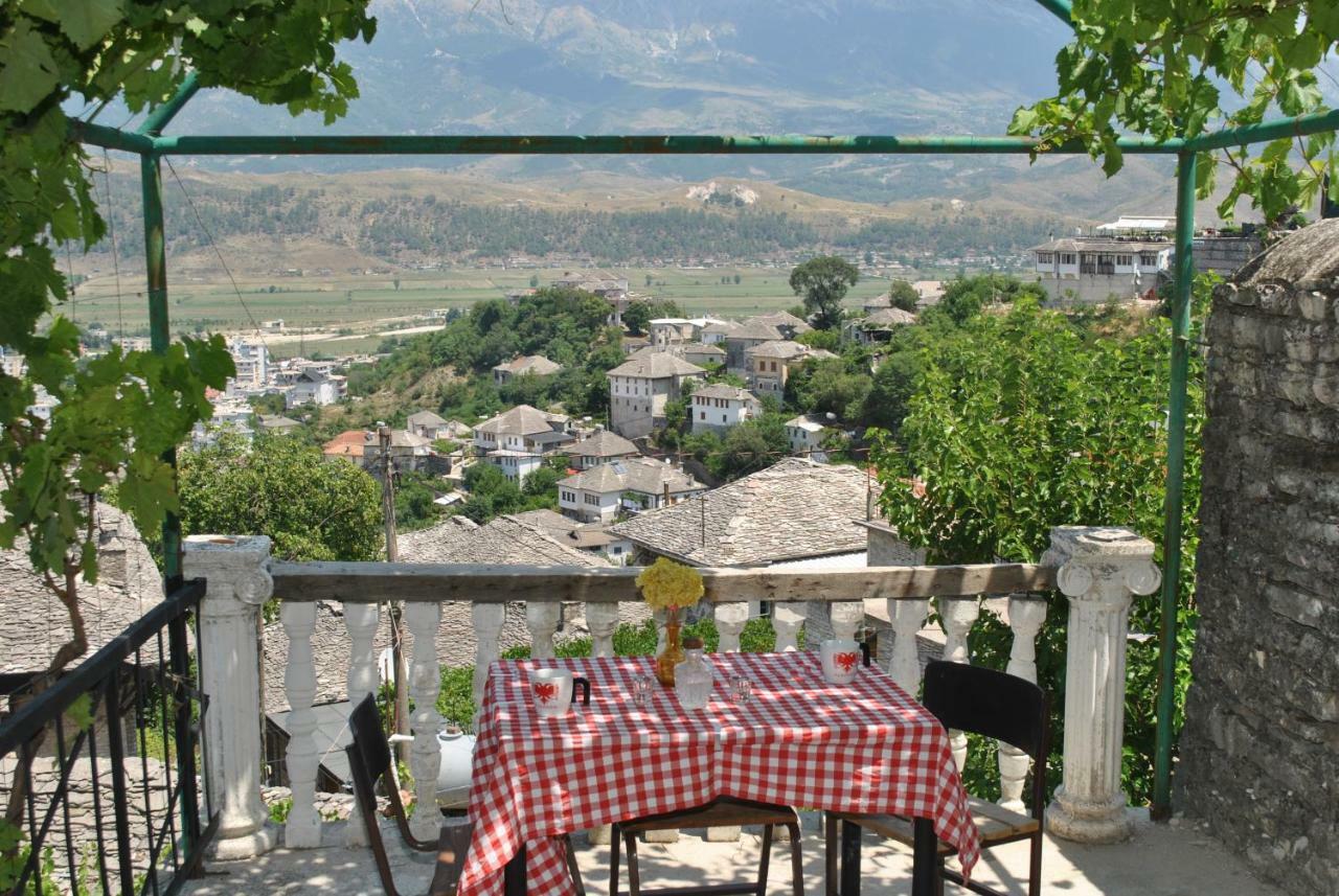 Guesthouse Mele Gjirokastër Buitenkant foto