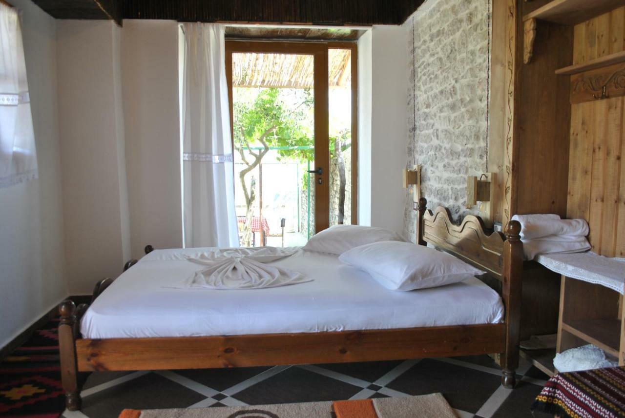 Guesthouse Mele Gjirokastër Buitenkant foto